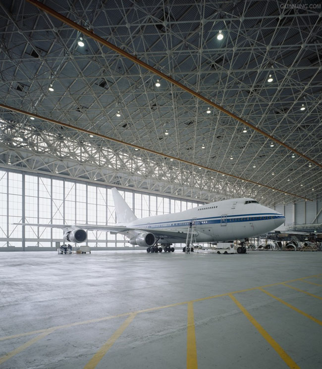 霸州航空工业螺栓球网架工程