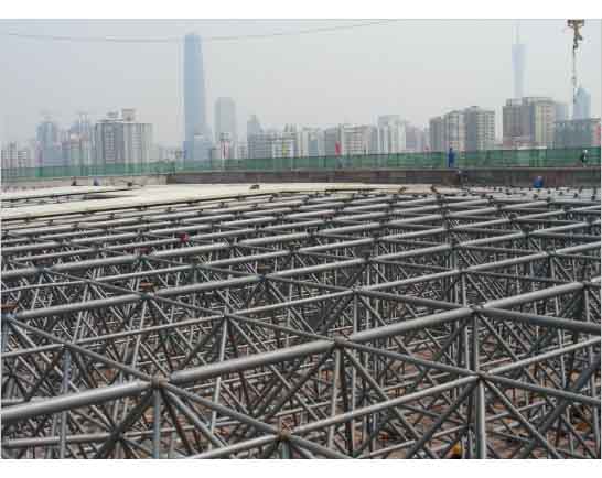 霸州新建铁路干线广州调度网架工程